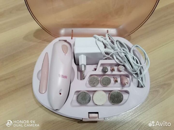 Vitek VT-2204 (под ремонт или на запчасти)