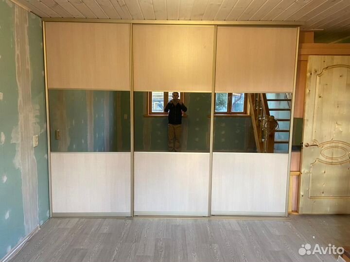 Двери-купе с зекралом