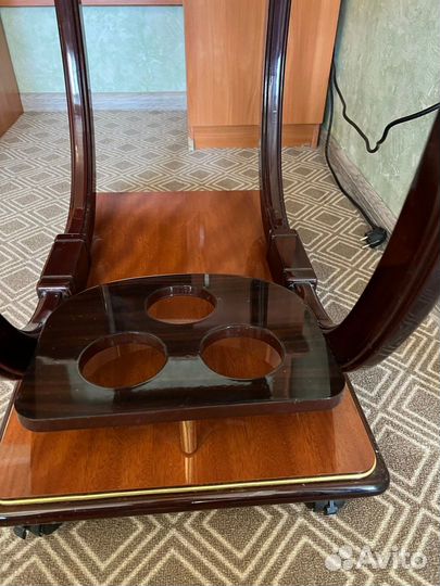 Тележка сервировочная из дерева и зеркала на колёс