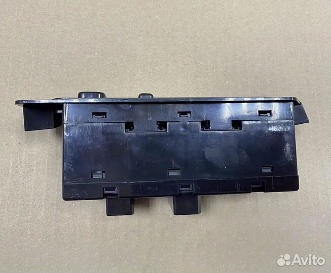 Блок управления стеклоподъемниками Daewoo Nexia