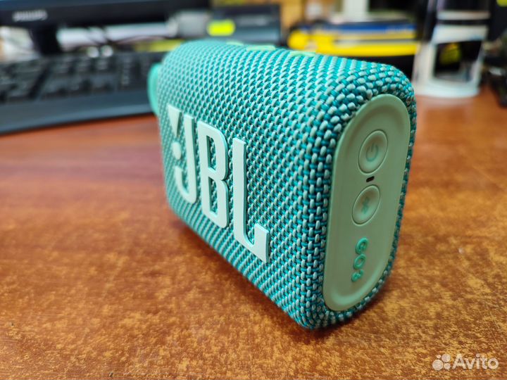 Портативная колонка jbl go3