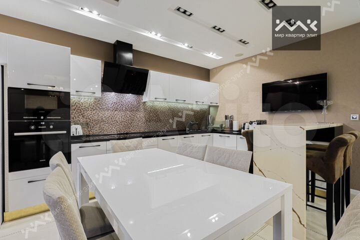 3-к. квартира, 93,7 м², 2/20 эт.