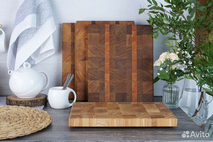 Торцевая разделочная доска из ценных пород дерева