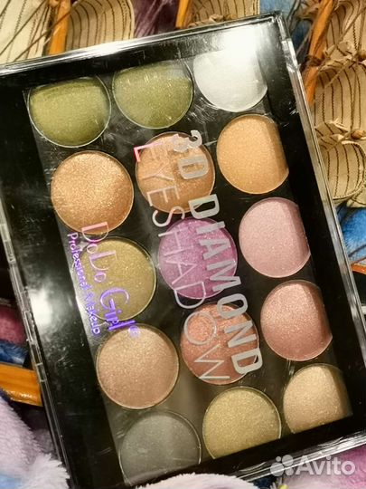 Перламутровая палетка теней 10 цветов