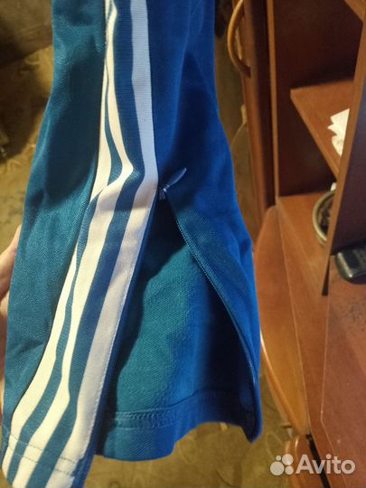 Adidas треко с лампасами женское