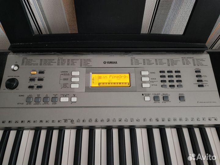 Синтезатор yamaha E-353
