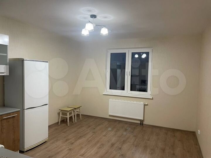 2-к. квартира, 52 м², 7/10 эт.