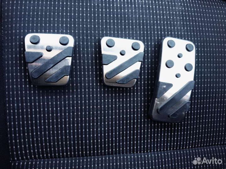 Накладки на педали Митсубиши