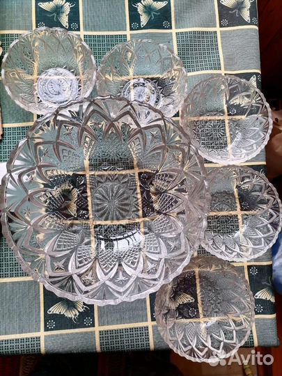 Салатники и стаканы