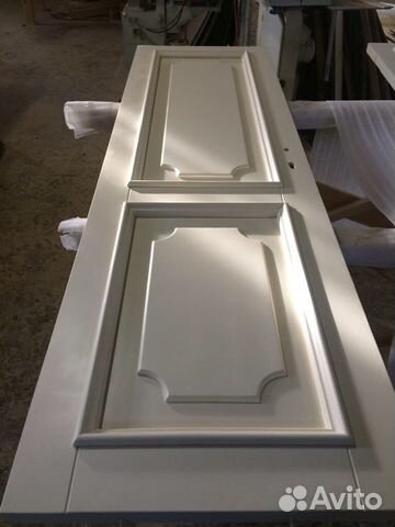 Двери из массива лиственницы