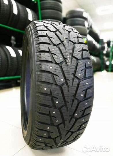 Yokohama Ice Guard Stud IG55 275/40 R20 127