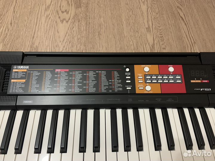 Синтезатор Yamaha psr f51