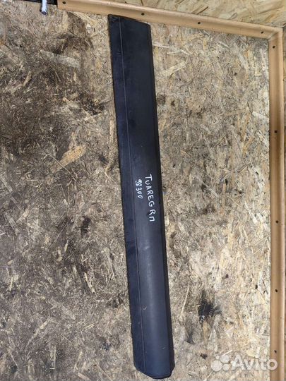 Молдинг Двери Правый передний Туарег 1 7L6837788