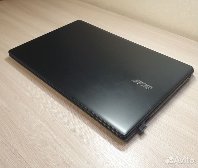 Ноутбук Acer e5-511 RAM 8GB SDD 250GB Intel N3540