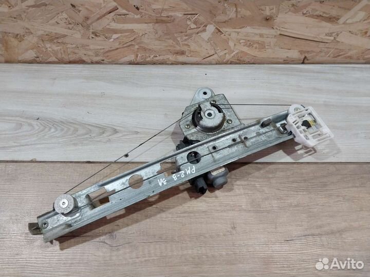 Стеклоподьемник задний Renault Megan 2