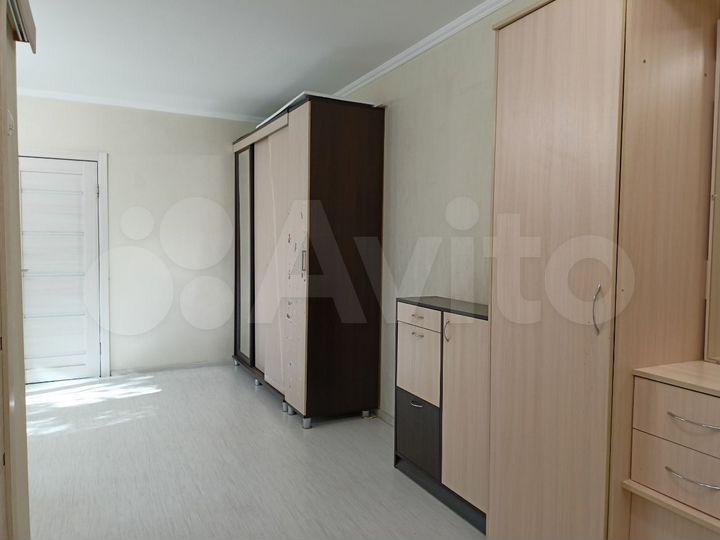 4-к. квартира, 60 м², 3/5 эт.