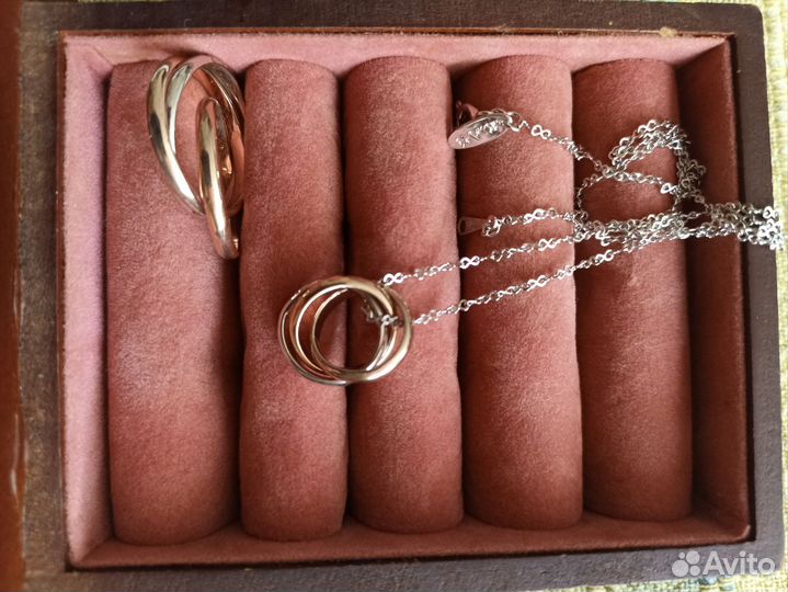 Серебряное колье