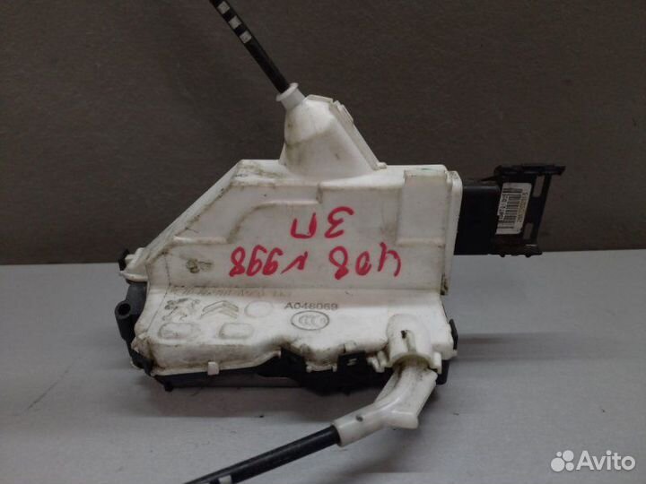 Замок двери задний правый Peugeot 408 2013