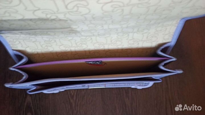 Портфель школьный б/у облегчённый состояние новый