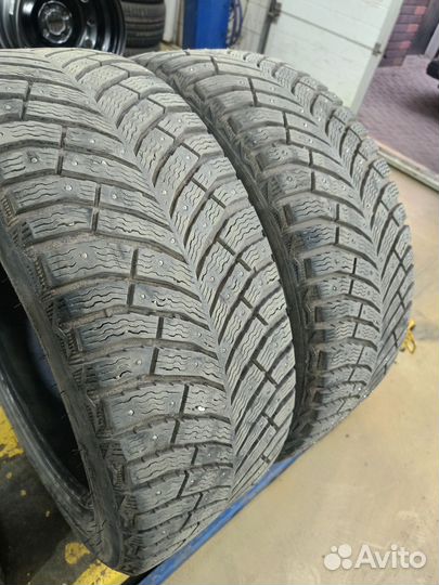 Michelin X-Ice North 4 225/50 R17