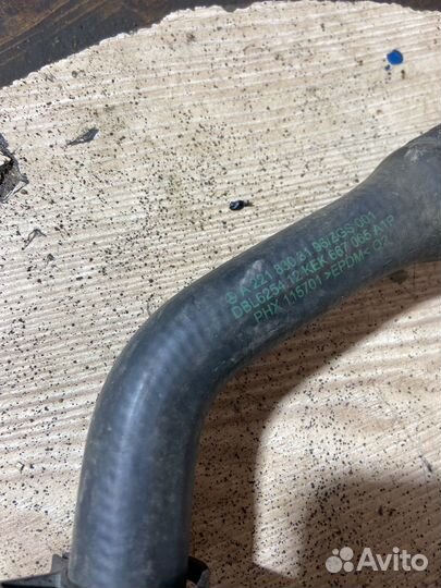 Патрубок отопителя Mercedes W210