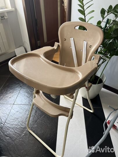Стул для кормления