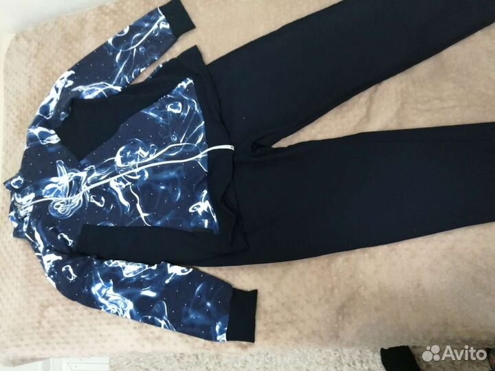 Спортивный костюм женский новый 54-56.хб