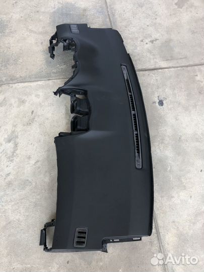 Toyota Corolla e150 торпедо