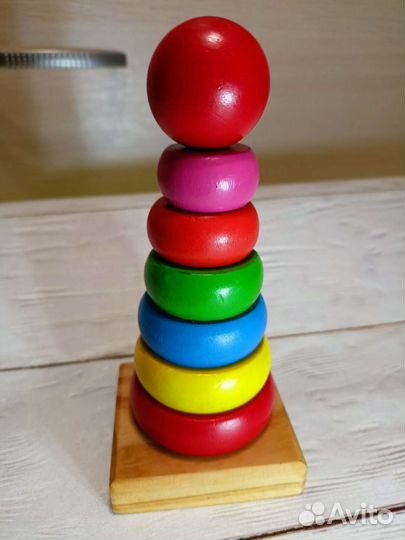 Деревянная пирамидка