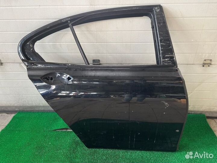 Дверь прав. зад. BMW 7-Series