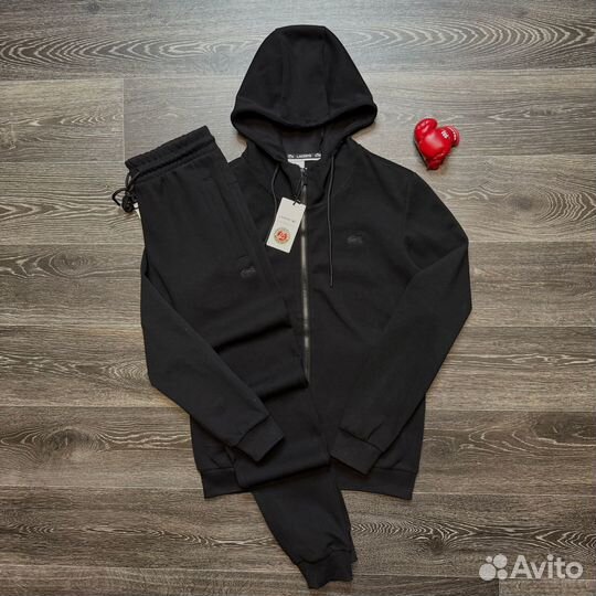 Спортивный костюм lacoste