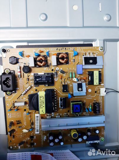 Телевизоры ЖК на запчасти