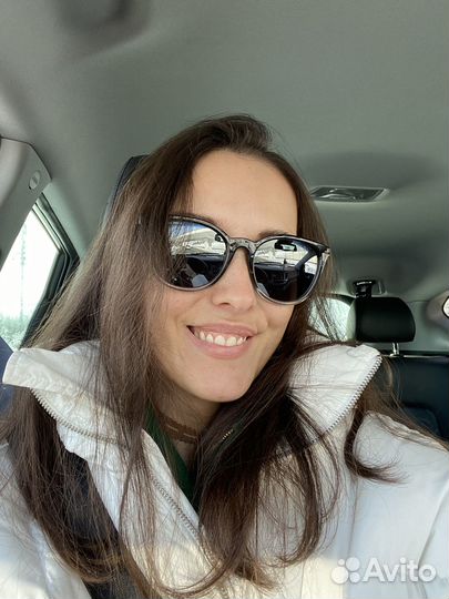 Солнцезащитные очки женские armani