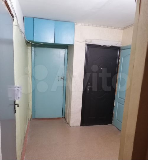 Комната 14 м² в 5-к., 3/5 эт.