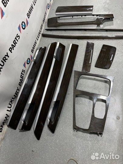 Декоративные планки в салоне. Bmw 7 F01 N63B44