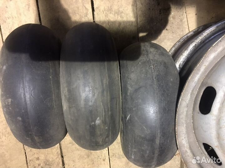 Accelera 651 2.25/4.5 R4 19G