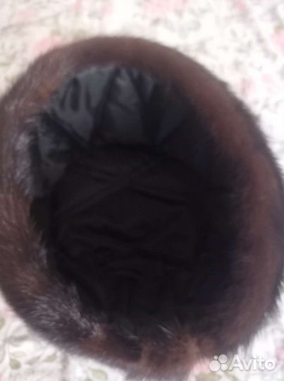 Женская шапка