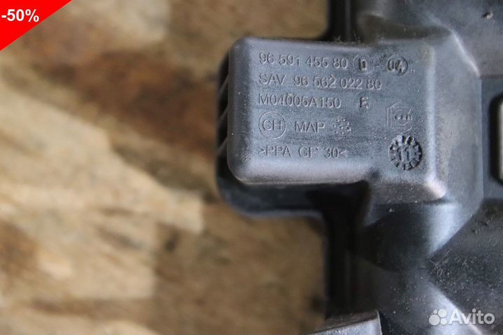 Патрубок интеркуллера на Пежо 3008 1