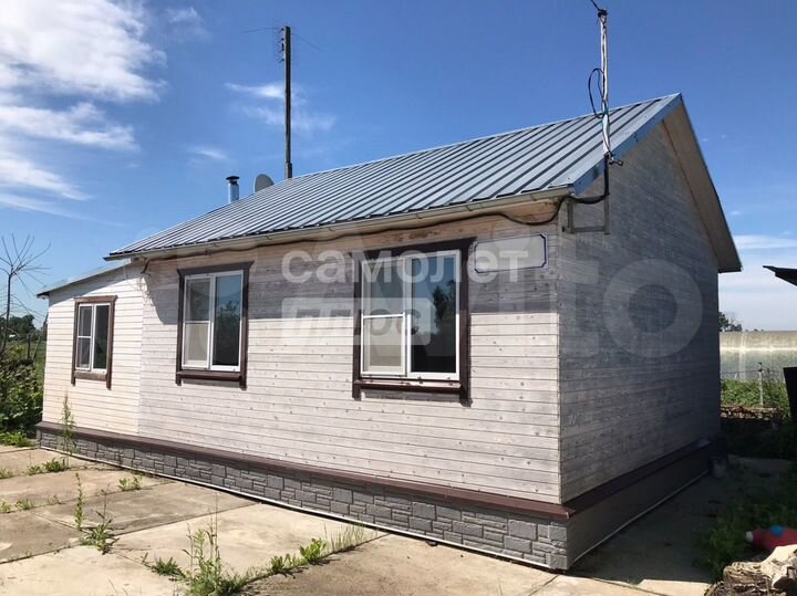 Дом 44 м² на участке 5 сот.