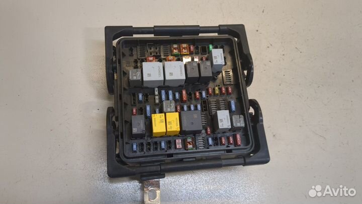 Блок предохранителей Cadillac CT6, 2017