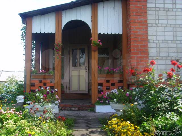 Коттедж 178 м² на участке 10 сот.