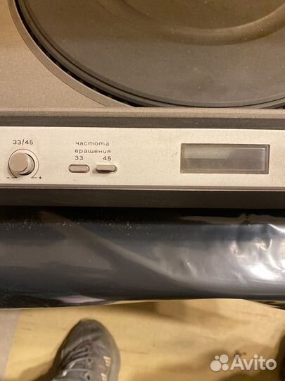 Проигрыватель винила эстония 010