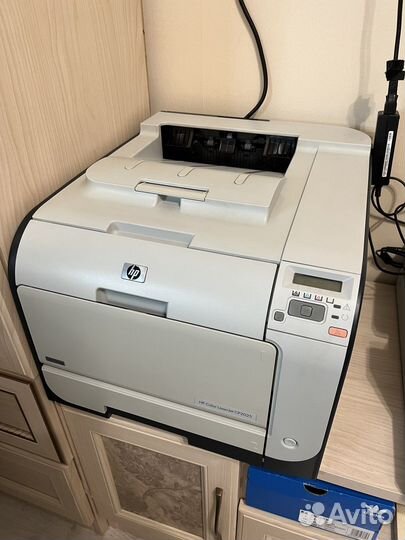 Цветной лазерный принтер Hp Color CP 2025 dn