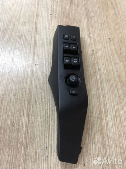 Блок управления стеклоподъемниками Ssangyong