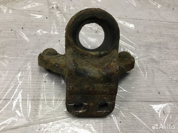 Кронштейн крепления тяги стабилизатора Scania P124