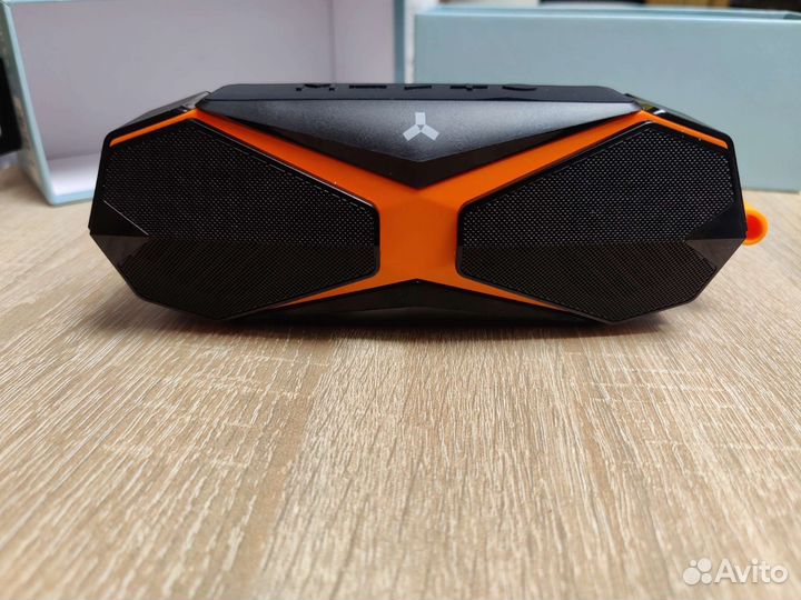 Беспроводная колонка блютуз