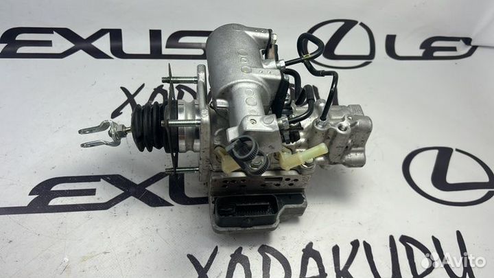 Блок ABS Toyota Rav4 AVA42 2arfxe 2015-2018
