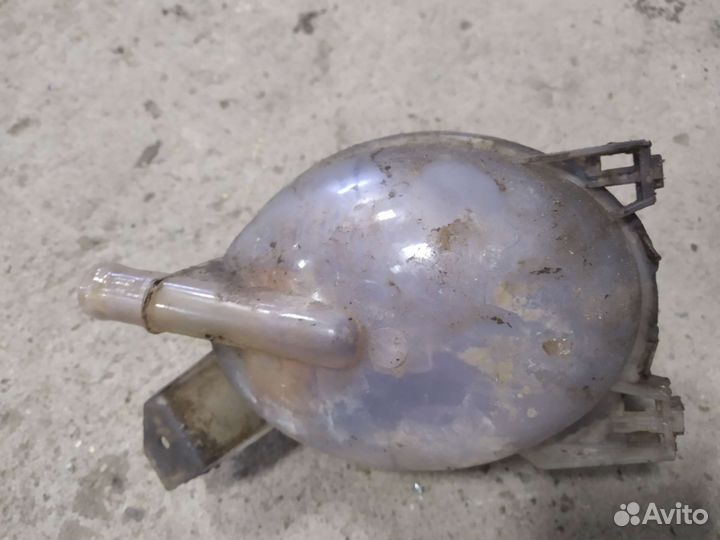 Расширительный бачок renault logan 2