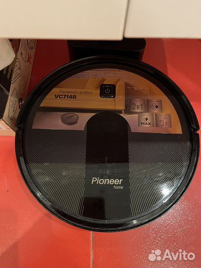 Робот-пылесос pioneer VC714R