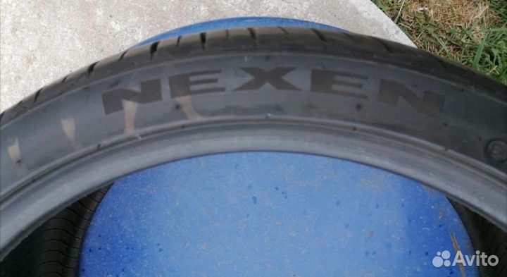 Nexen R20 255/35
